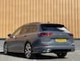 Volkswagen Golf Variant 1.5 eTSI R-Line Business+ | Apple Carplay | IQ light | Panorama dak | Adaptive Cruise Control | Rijmodus Regeling | Stoelverwarming |