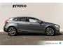 Volvo V40 2.0 T3 Dynamic Edition | Panoramadak | Volvo on Call | Harman Kardon | Standkachel | Trekhaak | Camera