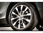 Volvo V40 2.0 T3 Dynamic Edition | Panoramadak | Volvo on Call | Harman Kardon | Standkachel | Trekhaak | Camera