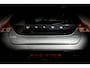 Volvo V40 2.0 T3 Dynamic Edition | Panoramadak | Volvo on Call | Harman Kardon | Standkachel | Trekhaak | Camera