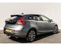 Volvo V40 2.0 T3 Dynamic Edition | Panoramadak | Volvo on Call | Harman Kardon | Standkachel | Trekhaak | Camera