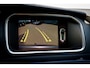 Volvo V40 2.0 T3 Dynamic Edition | Panoramadak | Volvo on Call | Harman Kardon | Standkachel | Trekhaak | Camera