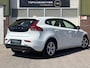 Volvo V40 1.6 T3 Kinetic/AIRCO/PARKS/NAVI/CRUISE/APK