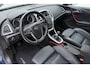 Opel Astra Sports Tourer 1.4 Turbo Sport + | Climate control | Navigatie pakket | AGR stoelen | Stoel en stuurverwarming | Xenon koplampen | Dealer onderhouden |