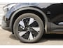 Volvo C40 Single Motor Extended Range Ultimate 82 kWh Connect MicroTech / Nubuck Textiel Bekleding | Trekhaak Elektrisch Uitklapbaar | Lichtmetalen Velgen 19" | Alls Banden | Digitale Binnen Spiegel |Cruise Control Adaptief Met Stop&Go En Stuurhulp | Electronic Climate Controle | Voorstoelen + Stuurwiel Verwarmend | Warmtepomp | Google Navigatie Systeem |