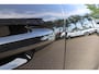 Volvo C40 Single Motor Extended Range Ultimate 82 kWh Connect MicroTech / Nubuck Textiel Bekleding | Trekhaak Elektrisch Uitklapbaar | Lichtmetalen Velgen 19" | Alls Banden | Digitale Binnen Spiegel |Cruise Control Adaptief Met Stop&Go En Stuurhulp | Electronic Climate Controle | Voorstoelen + Stuurwiel Verwarmend | Warmtepomp | Google Navigatie Systeem |
