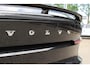 Volvo C40 Single Motor Extended Range Ultimate 82 kWh Connect MicroTech / Nubuck Textiel Bekleding | Trekhaak Elektrisch Uitklapbaar | Lichtmetalen Velgen 19" | Alls Banden | Digitale Binnen Spiegel |Cruise Control Adaptief Met Stop&Go En Stuurhulp | Electronic Climate Controle | Voorstoelen + Stuurwiel Verwarmend | Warmtepomp | Google Navigatie Systeem |