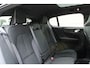 Volvo C40 Single Motor Extended Range Ultimate 82 kWh Connect MicroTech / Nubuck Textiel Bekleding | Trekhaak Elektrisch Uitklapbaar | Lichtmetalen Velgen 19" | Alls Banden | Digitale Binnen Spiegel |Cruise Control Adaptief Met Stop&Go En Stuurhulp | Electronic Climate Controle | Voorstoelen + Stuurwiel Verwarmend | Warmtepomp | Google Navigatie Systeem |