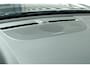Volvo C40 Single Motor Extended Range Ultimate 82 kWh Connect MicroTech / Nubuck Textiel Bekleding | Trekhaak Elektrisch Uitklapbaar | Lichtmetalen Velgen 19" | Alls Banden | Digitale Binnen Spiegel |Cruise Control Adaptief Met Stop&Go En Stuurhulp | Electronic Climate Controle | Voorstoelen + Stuurwiel Verwarmend | Warmtepomp | Google Navigatie Systeem |