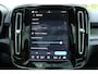 Volvo C40 Single Motor Extended Range Ultimate 82 kWh Connect MicroTech / Nubuck Textiel Bekleding | Trekhaak Elektrisch Uitklapbaar | Lichtmetalen Velgen 19" | Alls Banden | Digitale Binnen Spiegel |Cruise Control Adaptief Met Stop&Go En Stuurhulp | Electronic Climate Controle | Voorstoelen + Stuurwiel Verwarmend | Warmtepomp | Google Navigatie Systeem |