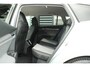 Skoda Enyaq 60 180pk | Stoelverwarming | Trekhaak | Cruise Control | Camera | Climate Control | Apple CarPlay / Android Auto