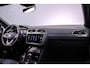 Volkswagen Tiguan R-Line Business 1.4 TSI eHybrid 245pk DSG Automaat Trekhaak, LED matrix koplampen, Adaptive cruise control, Achteruitrijcamera, Elektrische achterklep, Navigatie