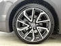 Toyota Corolla Touring Sports 2.0 Hybrid Premium | Schuif/kantel dak | JBL | Head-Up Display | dodehoek detectie | Stoel+stuurverwarming | Parkeersensoren voor+achter met assistent | Elektrische achterklep |