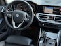 BMW 3-Serie Touring 330i | Driving assistant | Sfeer-verlichting | 19 inch | Sport-s