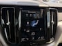 Volvo XC60 2.0 T8 Twin Engine AWD Inscription | Harman Kardon | Pano. | Elek. Trekhaak | 360* Camera | ACC | HUD |