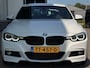 BMW 3-Serie 318i M Sport Edition | Cruise | Leder | Stoelverwarming | LED |