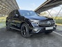 Mercedes-Benz GLC 300e 4MATIC Business Solution AMG | Night | Premium Pakket | Trekhaak | Panoramaschuifdak | Treeplanken | Digital light |