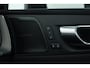 Volvo XC60 2.0 T8 Plug-in hybrid AWD Ultimate Dark | Trekhaak | 360 camera | Head-up | Harman / Kardon 4x Stoel + stuurverwarming |
