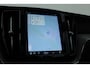 Volvo XC60 2.0 T8 Plug-in hybrid AWD Ultimate Dark | Trekhaak | 360 camera | Head-up | Harman / Kardon 4x Stoel + stuurverwarming |