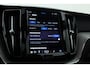 Volvo XC60 2.0 T8 Plug-in hybrid AWD Ultimate Dark | Trekhaak | 360 camera | Head-up | Harman / Kardon 4x Stoel + stuurverwarming |