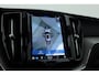 Volvo XC60 2.0 T8 Plug-in hybrid AWD Ultimate Dark | Trekhaak | 360 camera | Head-up | Harman / Kardon 4x Stoel + stuurverwarming |