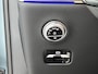 Mercedes-Benz GLC 300e 4MATIC Business Solution AMG | Advanced plus pakket | Nightpakket | Trekhaak | Middenconsole metaalstructuur | 19” vijfspaaks lichtmetalen AMG-velgen | 	URBAN GUARD Plus | Warmtewerend, donkergetint glas |