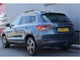 Skoda Karoq 1.5 TSI ACT Business Edition Plus Panorama, Wegkl. trekhaak, Adaptive cruise, Stoelverwarming voor/achter, Camera,
