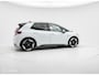 Volkswagen ID.3 First Plus 58 kWh | Panoramadak | Trekhaak | 20" Velgen | Massagestoel | 85.987 km | 09/2020