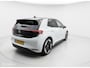 Volkswagen ID.3 First Plus 58 kWh | Panoramadak | Trekhaak | 20" Velgen | Massagestoel | 85.987 km | 09/2020