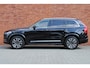 Volvo XC90 T8 Recharge AWD Plus Bright | Verwarmbare voorstoelen en achterbank | Premium audio by Harman Kardon | Adaptieve cruise control | Geïntegreerde stoelverhogers | Google Infotainment | Dealeronderhouden | 1ste Eigenaar