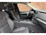 Volvo XC90 T8 Recharge AWD Plus Bright | Verwarmbare voorstoelen en achterbank | Premium audio by Harman Kardon | Adaptieve cruise control | Geïntegreerde stoelverhogers | Google Infotainment | Dealeronderhouden | 1ste Eigenaar