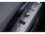 Volkswagen T-Roc 1.5 eTSI 150pk DSG R-Line First Edition | Trekhaak | Matrix LED | 19" Velgen