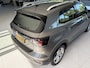 Volkswagen T-Cross 1.0 TSI Style Airco - Parkeersensoren - Navigatie - Licht metalen velgen 17 inch - Dodehoek detector - Dakrails - Bluetooth - Cruise control - Led verlichting - Radio - Start/stop systeem - Stuur multifunc - Elektrische ramen