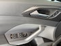 Volkswagen T-Cross 1.0 TSI Style Airco - Parkeersensoren - Navigatie - Licht metalen velgen 17 inch - Dodehoek detector - Dakrails - Bluetooth - Cruise control - Led verlichting - Radio - Start/stop systeem - Stuur multifunc - Elektrische ramen