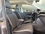 Volkswagen T-Cross 1.0 TSI Style Airco - Parkeersensoren - Navigatie - Licht metalen velgen 17 inch - Dodehoek detector - Dakrails - Bluetooth - Cruise control - Led verlichting - Radio - Start/stop systeem - Stuur multifunc - Elektrische ramen