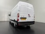 Opel Movano 2.3 Turbo 135PK L2H2 | 2500Kg Trekhaak | Airco | Camera | Cruise | 3-Zits | Betimmering