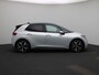 Volkswagen ID.3 Pro Business 59 kWh | EM | Navigatie | Draadloze Apple Carplay | Adaptieve cruise control | Lane assist | Stoelverwarming | Stuurwielverwarming | Climate control | Achteruitrij camera | Parkeersensoren |