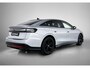 Volkswagen ID.7 Pro Business 77 kWh 286 PK | IQ Lights | Elektrische achterklep | Apple Carplay draadloos | 360 Camera | Head-up display | Stoelverwarming | Stuurverwarming | Navigatie | Android Auto draadloos | Memory stoelen | Ruiten getint |