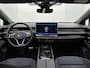 Volkswagen ID.7 Pro Business 77 kWh 286 PK | IQ Lights | Elektrische achterklep | Apple Carplay draadloos | 360 Camera | Head-up display | Stoelverwarming | Stuurverwarming | Navigatie | Android Auto draadloos | Memory stoelen | Ruiten getint |
