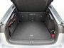 Volkswagen ID.7 Pro Business 77 kWh 286 PK | IQ Lights | Elektrische achterklep | Apple Carplay draadloos | 360 Camera | Head-up display | Stoelverwarming | Stuurverwarming | Navigatie | Android Auto draadloos | Memory stoelen | Ruiten getint |