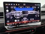 Volkswagen ID.7 Pro Business 77 kWh 286 PK | IQ Lights | Elektrische achterklep | Apple Carplay draadloos | 360 Camera | Head-up display | Stoelverwarming | Stuurverwarming | Navigatie | Android Auto draadloos | Memory stoelen | Ruiten getint |