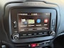 Jeep Renegade 1.4 MultiAir Limited Airco - Cruise control - Parkeersensoren - Dakrails - Navigatie - Stuur multifunctioneel - Lederen bekleding - Licht metalen velgen 17 inch - Mistlampen - Start/stop systeem - Elektrische ram
