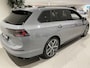 Volkswagen Golf Variant 1.5 eTSI R-Line Edition | EM | Navigatie | App-connect | Parkeersensoren | 360 camera | Adaptive cruise control | Lichtmetaal | 328936 |