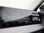 Volkswagen Tiguan 1.5 eHybrid Elegance | 204 PK | EM | Ergo Active Stoelen | Panorama Schuif/Kantel dak | Trekhaak | Parkeercamera | Stoel en Stuurwielverwarming | Achterbankverwarming