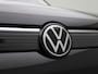Volkswagen Tiguan 1.5 eHybrid Elegance | 204 PK | EM | Ergo Active Stoelen | Panorama Schuif/Kantel dak | Trekhaak | Parkeercamera | Stoel en Stuurwielverwarming | Achterbankverwarming