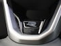 Volkswagen Golf 1.5 eTSI R-Line Edition | 116 PK | Demo | Automaat | Navigatie | Draadloze Apple Carplay | Adaptieve cruise control | Climate control | Stuur- en Stoelverwarming | Achteruitrij Camera | Park Assist | Sfeerverlichting | Keyless | Dodehoek sensoren | Black style Pakket |