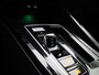 Volkswagen Golf Variant 1.5 eTSI R-Line Edition 116 PK Automaat | Demo | Apple Carplay draadloos | 360 Camera | Navigatie | Digital cockpit | Android Auto draadloos | Dodehoek sensoren | Elektrische achterklep | Black style | 18" Lichtmetalen velgen | Sportstoelen | Keyless access |