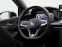 Volkswagen Golf Variant 1.5 eTSI R-Line Edition 116 PK Automaat | Demo | Apple Carplay draadloos | 360 Camera | Navigatie | Digital cockpit | Android Auto draadloos | Dodehoek sensoren | Elektrische achterklep | Black style | 18" Lichtmetalen velgen | Sportstoelen | Keyless access |