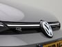 Volkswagen Golf Variant 1.5 eTSI R-Line Edition 116 PK Automaat | Demo | Apple Carplay draadloos | 360 Camera | Navigatie | Digital cockpit | Android Auto draadloos | Dodehoek sensoren | Elektrische achterklep | Black style | 18" Lichtmetalen velgen | Sportstoelen | Keyless access |