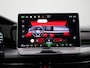Volkswagen Golf Variant 1.5 eTSI R-Line Edition 116 PK Automaat | Demo | Apple Carplay draadloos | 360 Camera | Navigatie | Digital cockpit | Android Auto draadloos | Dodehoek sensoren | Elektrische achterklep | Black style | 18" Lichtmetalen velgen | Sportstoelen | Keyless access |